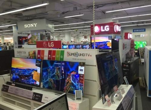 为应对中国品牌竞争加剧，LG电子将部分电视生产线转移至印尼，预计提升50%产能